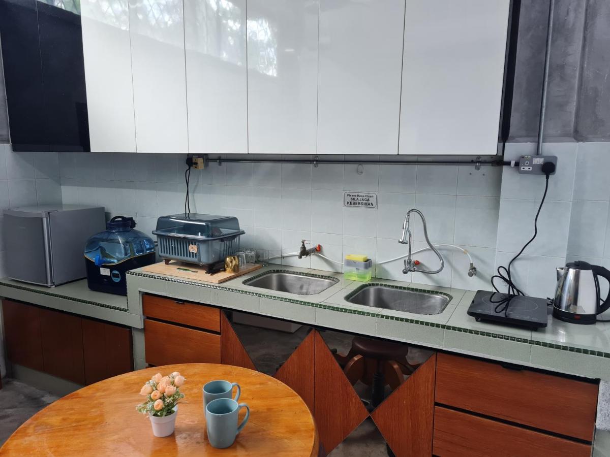 Lot 85 Town New Cozy Lobak Roomstay Seremban