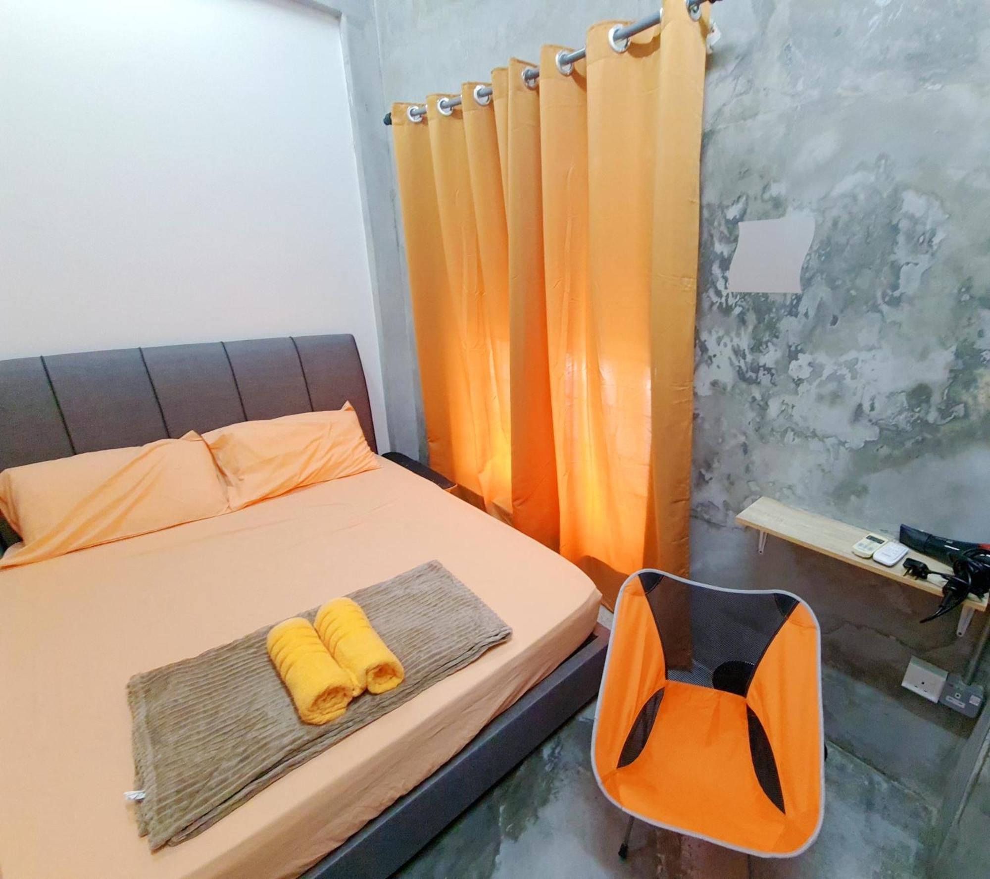 Lot 85 Town New Cozy Lobak Roomstay *